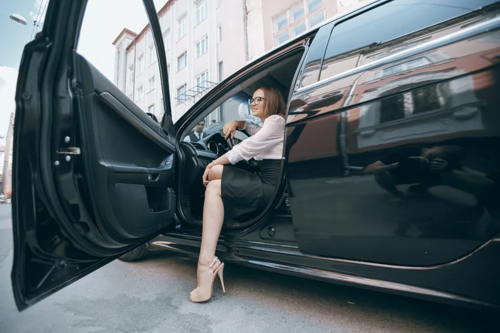 Arriving in Style: What Sets Premium Chauffeur Service Apart in Singapore
