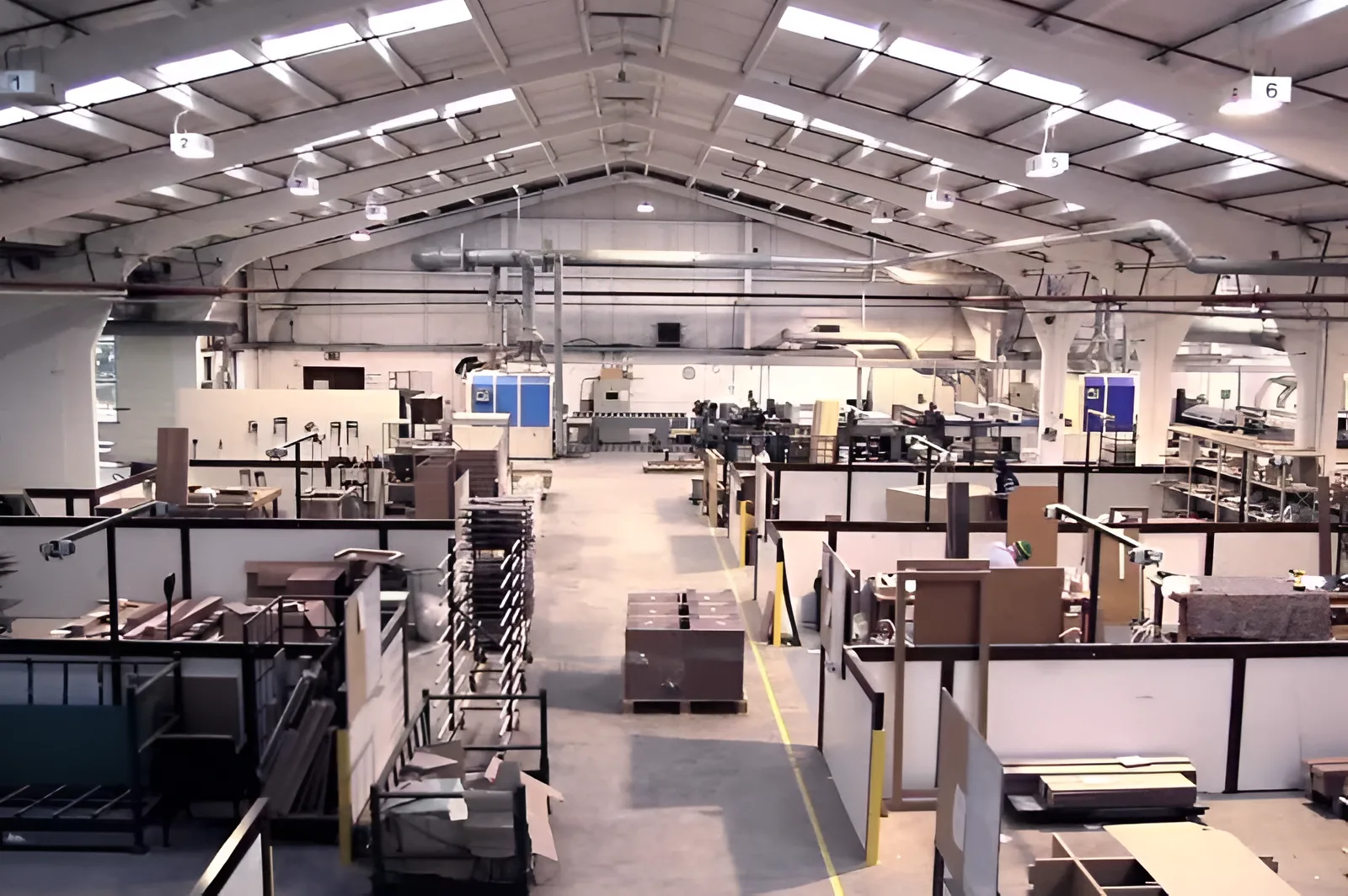 How a Modular Furniture Manufacturing Unit Delivers Customized Furniture Solutions?