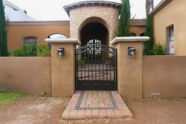 Elegant and Durable Wrought Iron Fencing for Arizona Properties