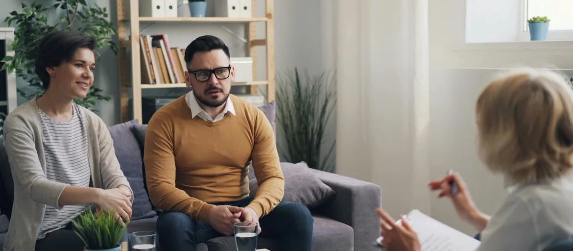Therapy for Young Adults with Anxiety in Vienna, VA: How FamilyFirst Can Help You Heal