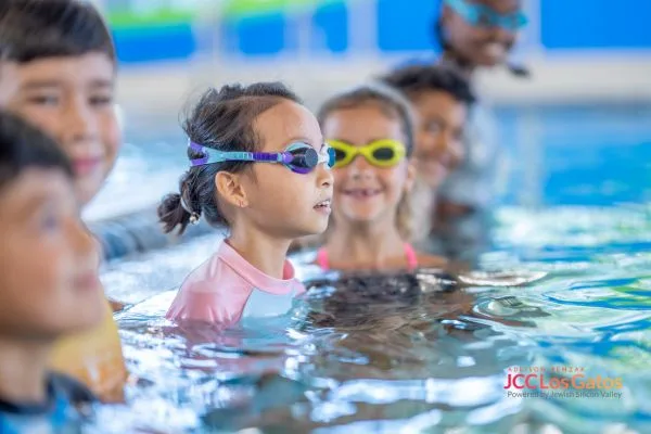 How Early Swim Lessons Support Cognitive and Physical Development in Children