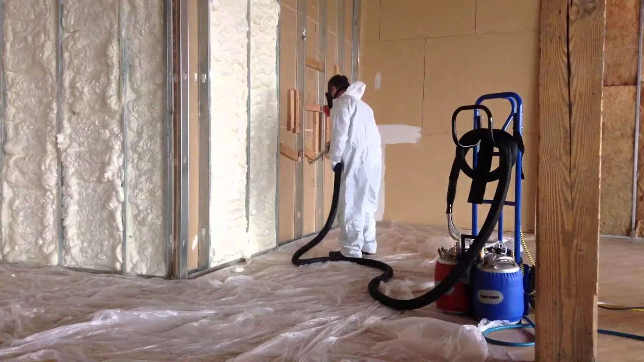 How Does Spray Foam Insulation Help Thomasville, GA, Agricultural Buildings Stay Energy Efficient?