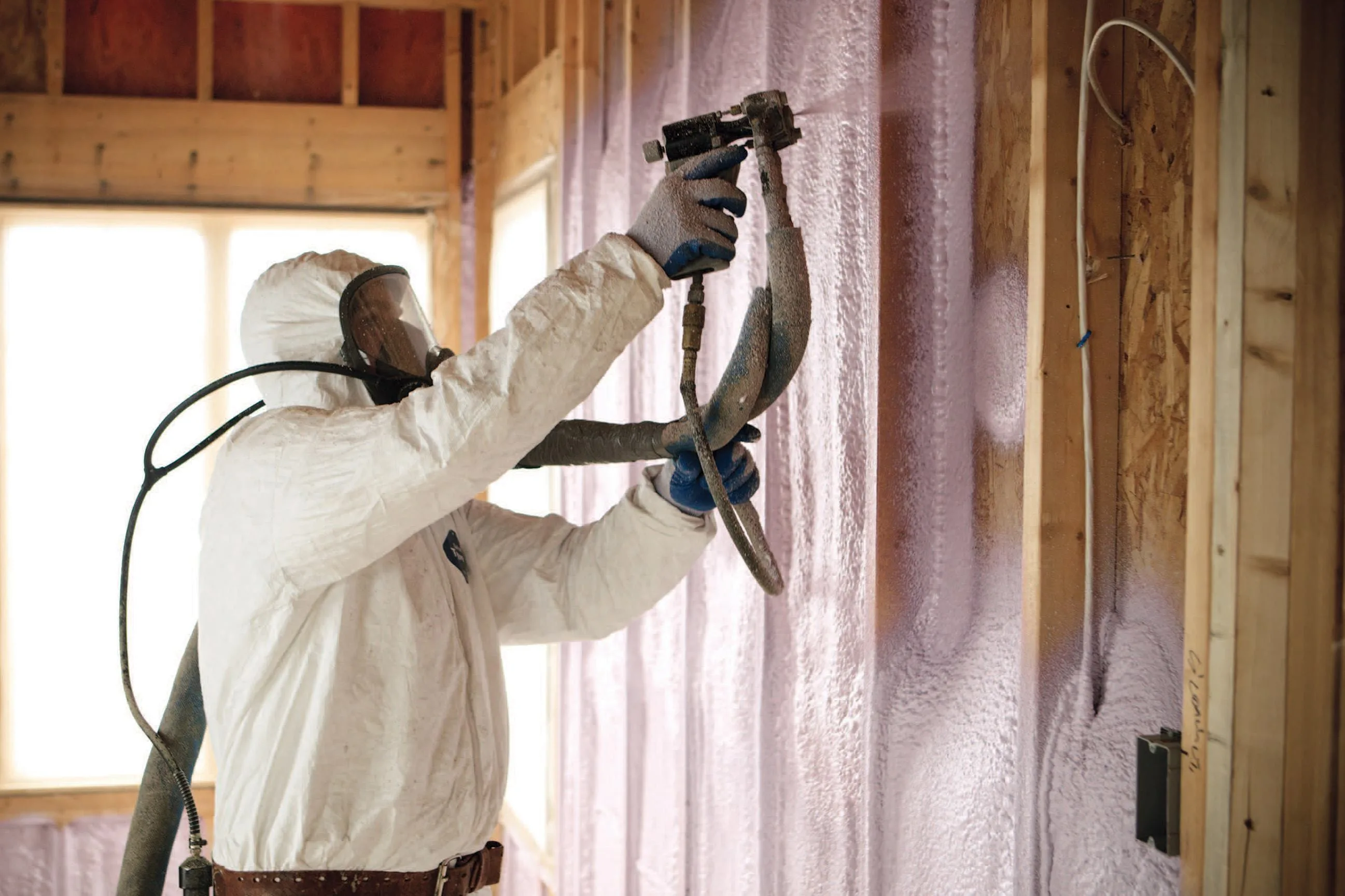 How Do You Find a Reliable Insulation Contractor Near Exeter, CA?