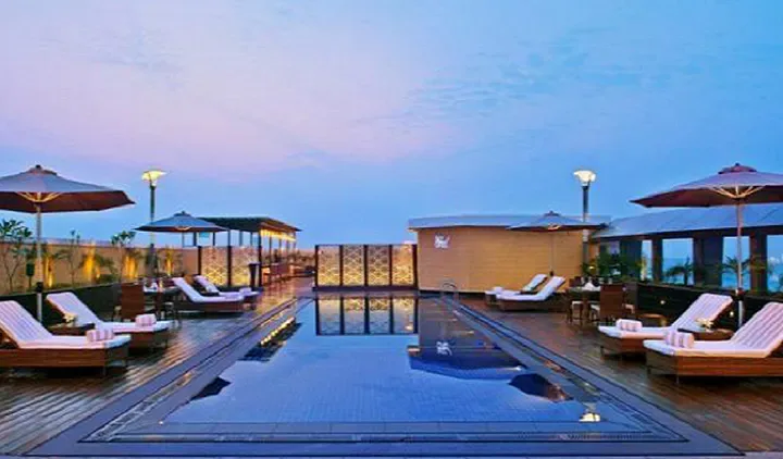 How Pool Depth Affects Your Swimming Experience