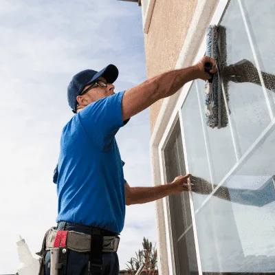 Why Clean Windows Matter for Melbourne Commercial Property Presentation