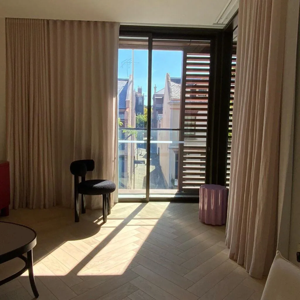 Best Roller Blinds for Bedrooms, Living Rooms and Offices