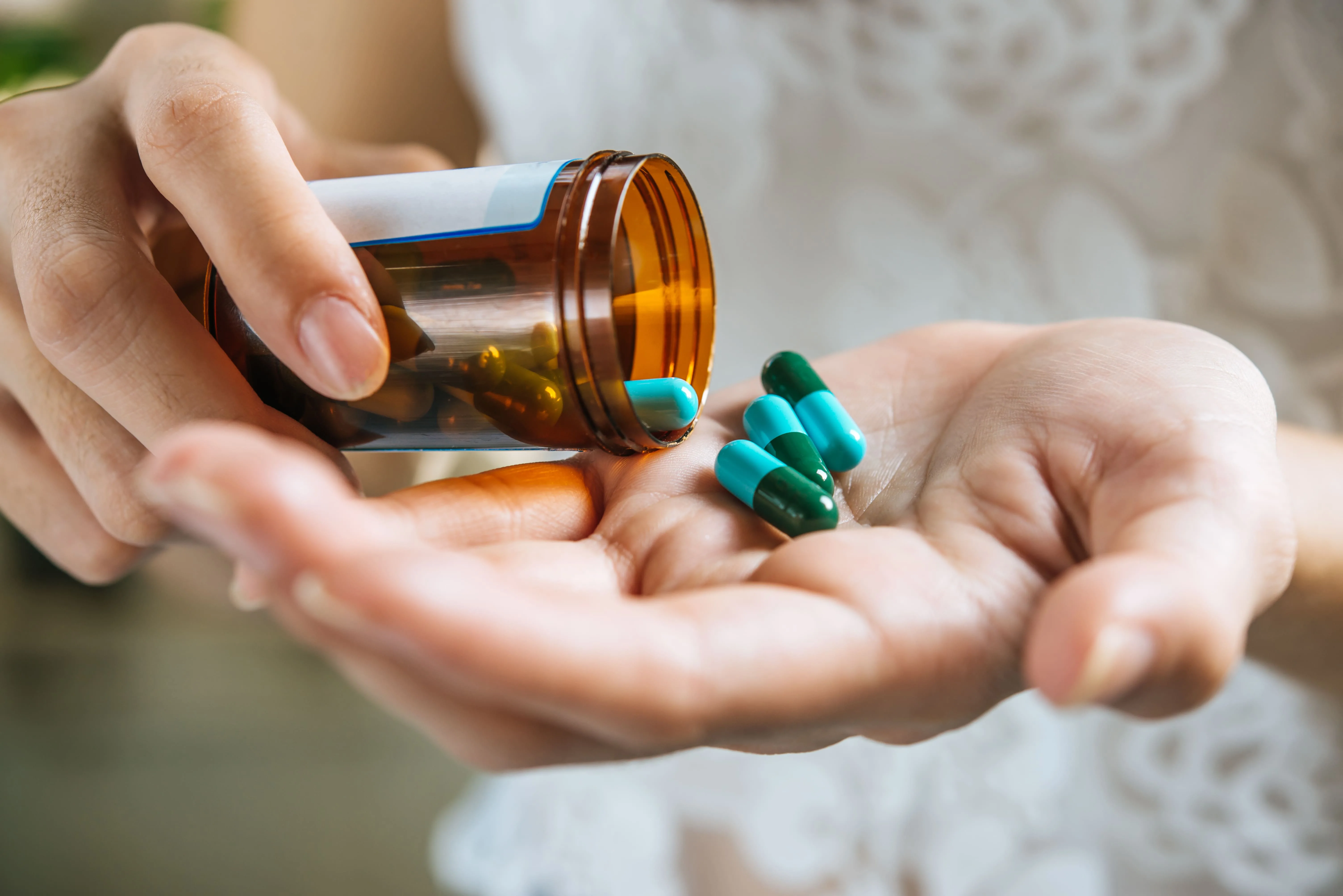 Common Causes of Chronic Pain and the Role of Pain Relief Medications
