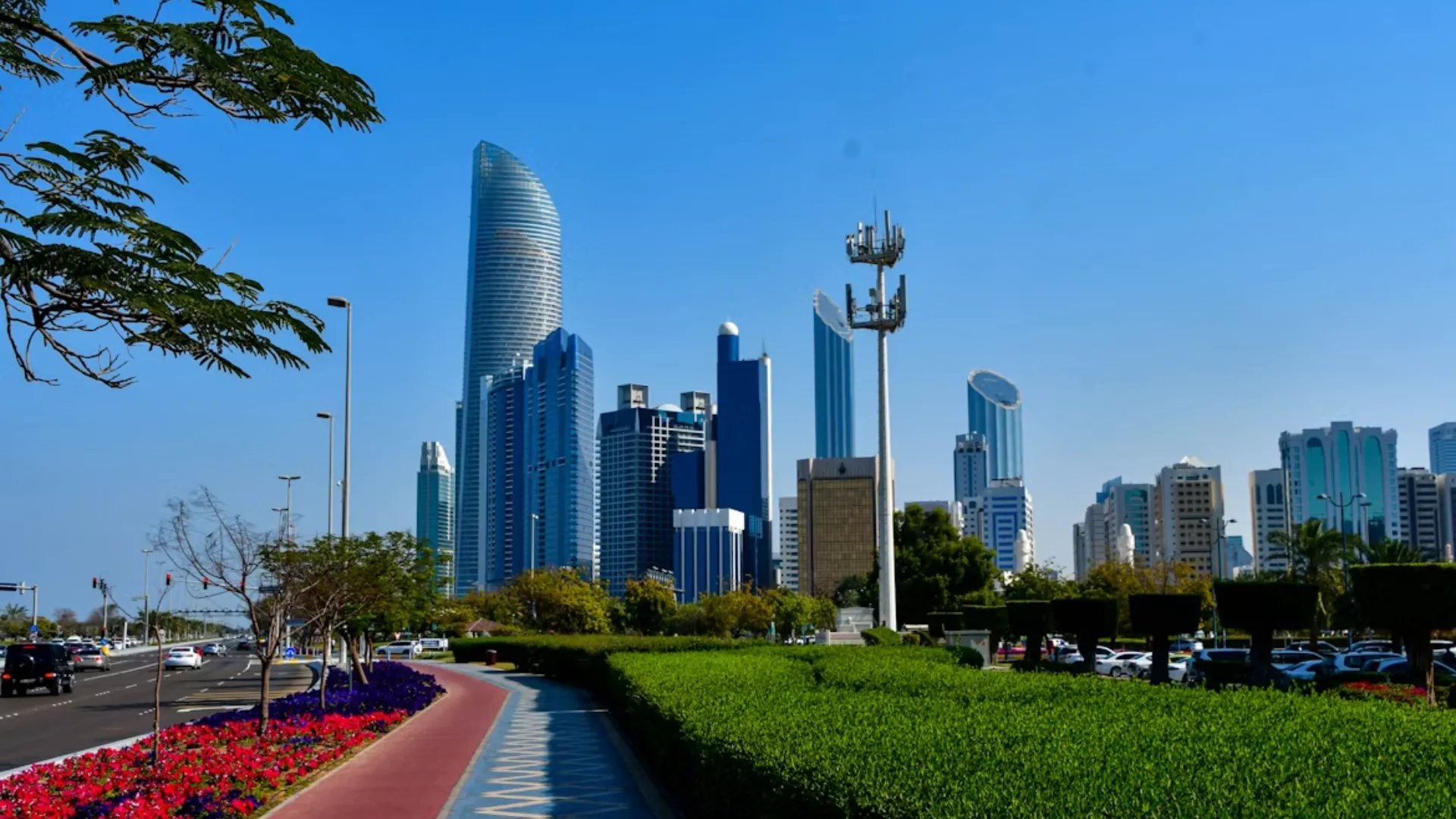 Why Working With a Luxury Real Estate Investment Advisor in Abu Dhabi Is Your Smartest Move in 2025