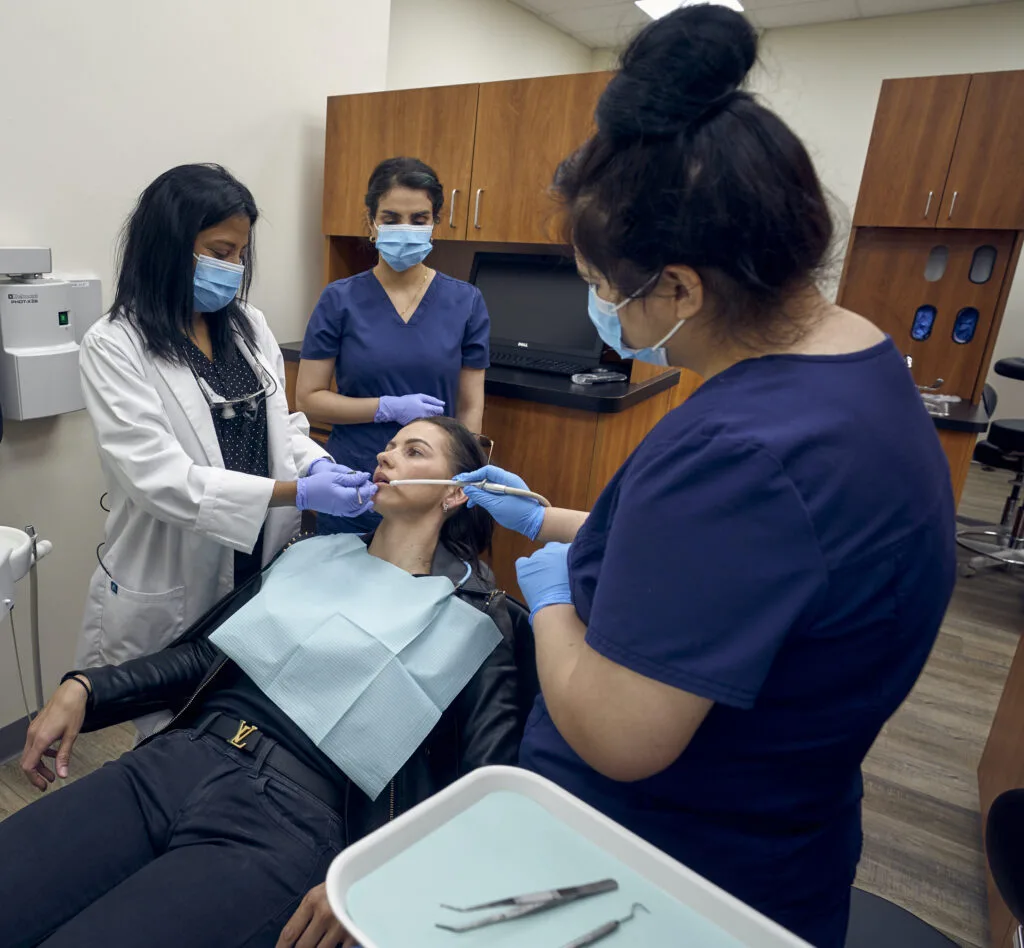 Trusted Philadelphia Dental Experts Providing Comfortable Root Canal Treatments and Safe Tooth Extraction Solutions for Patients