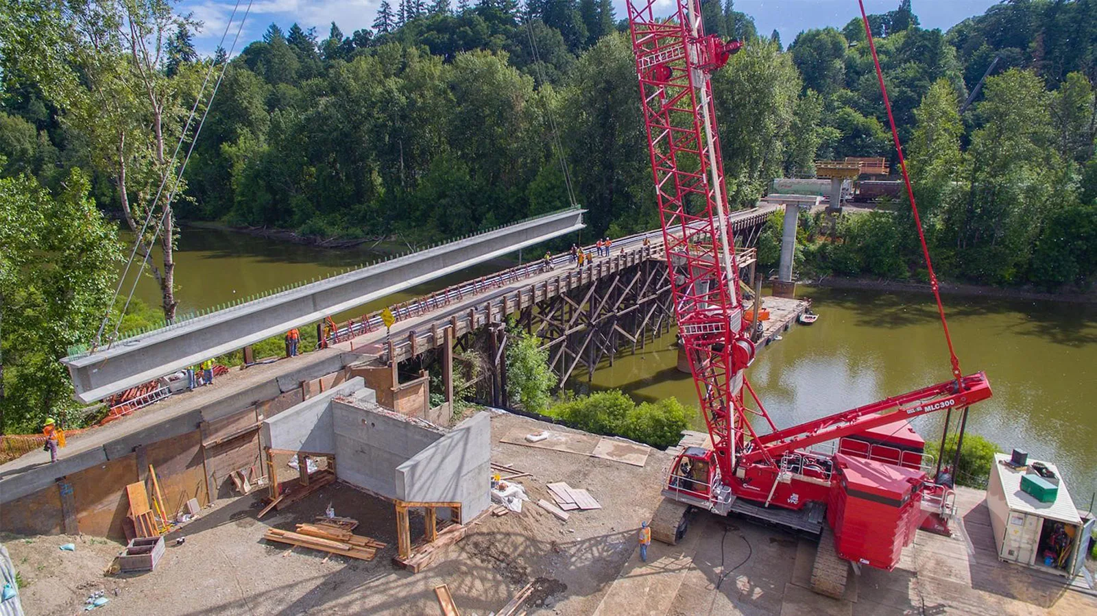 Lift Heavy Loads Without the Hassle: Your Crane Rental Guide