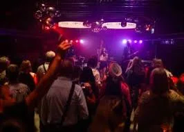 Musik für Hochzeit Schweiz: Die perfekten Hochzeitsmusiker für Ihren großen Tag