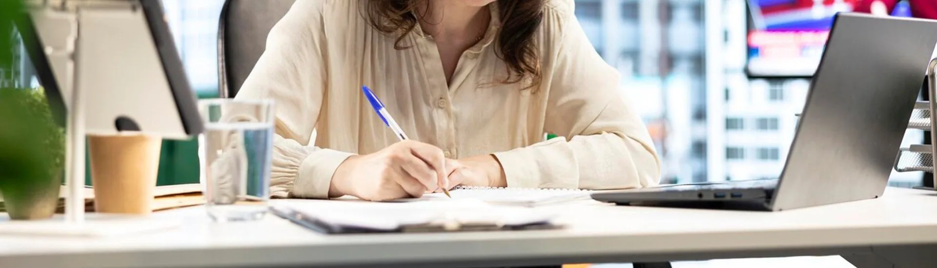 Why Law Firms Need Legal Content Writing Services