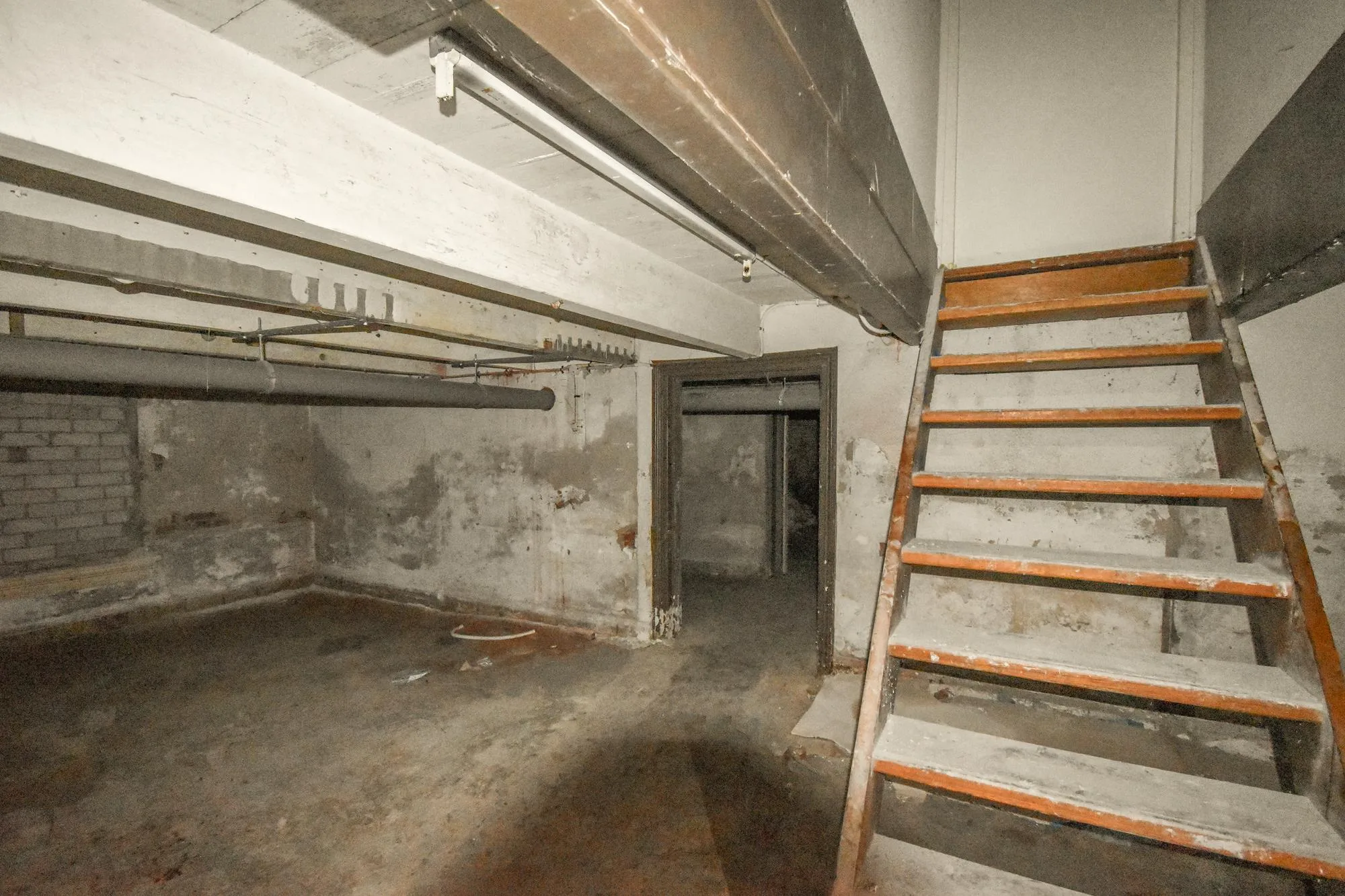 Key Considerations Before Starting Basement Renovations Calgary Projects