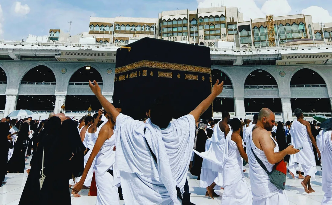 5 Best All Inclusive Umrah Packages 2026 | Book Now & Save $23905 Best All Inclusive Umrah Packages 2026 | Book Now & Save $2390