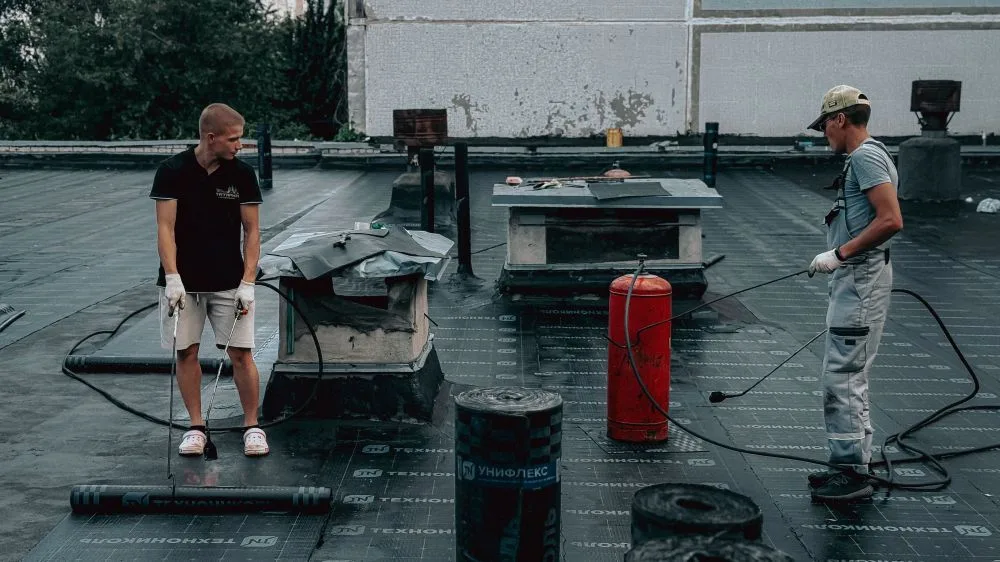 When Should You Repair or Replace Your Roof in Charlotte, NC?