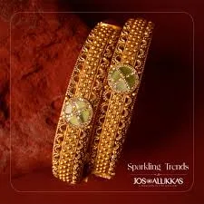 Gold Bangles in 2026: Why Lightweight and Stackable Designs Are the Biggest Jewellery Trend