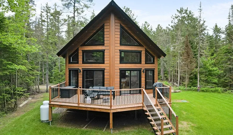 Heavy Timber House Kits: Structural Strength in Prefabricated Home Design