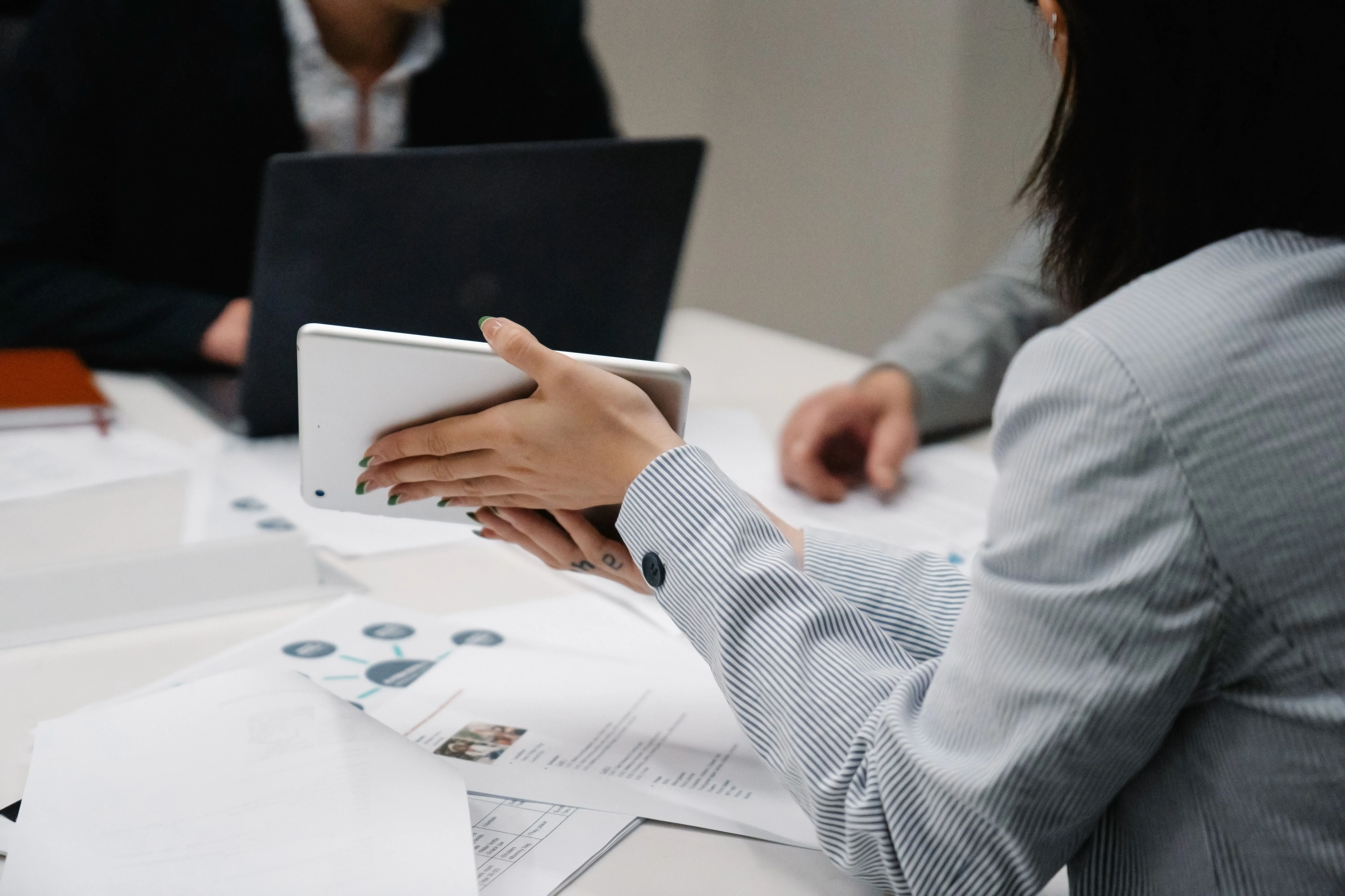 Top Benefits of Custom Software Solutions for Growing Businesses