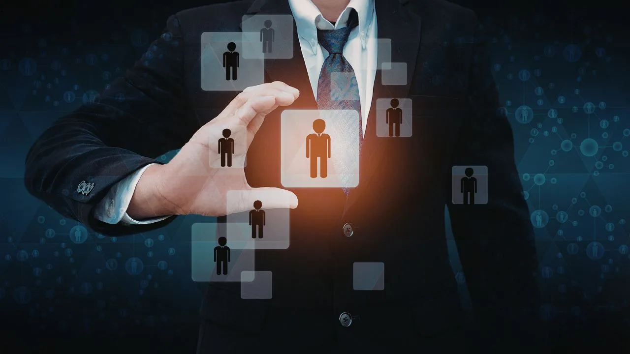 Why Smart Businesses Are Turning to Global Hiring Solutions
