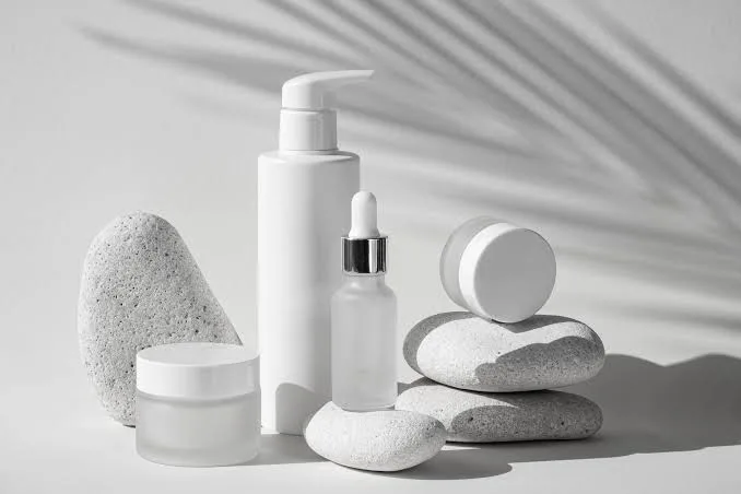 Instytutum Vitamin C Serum: Výhody séra s vitamínem C pro rozjasnění pleti