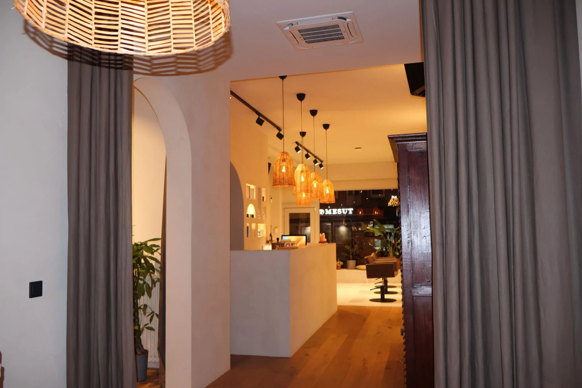 The Best Hair Salon in Amsterdam: Where Style Meets Sophistication