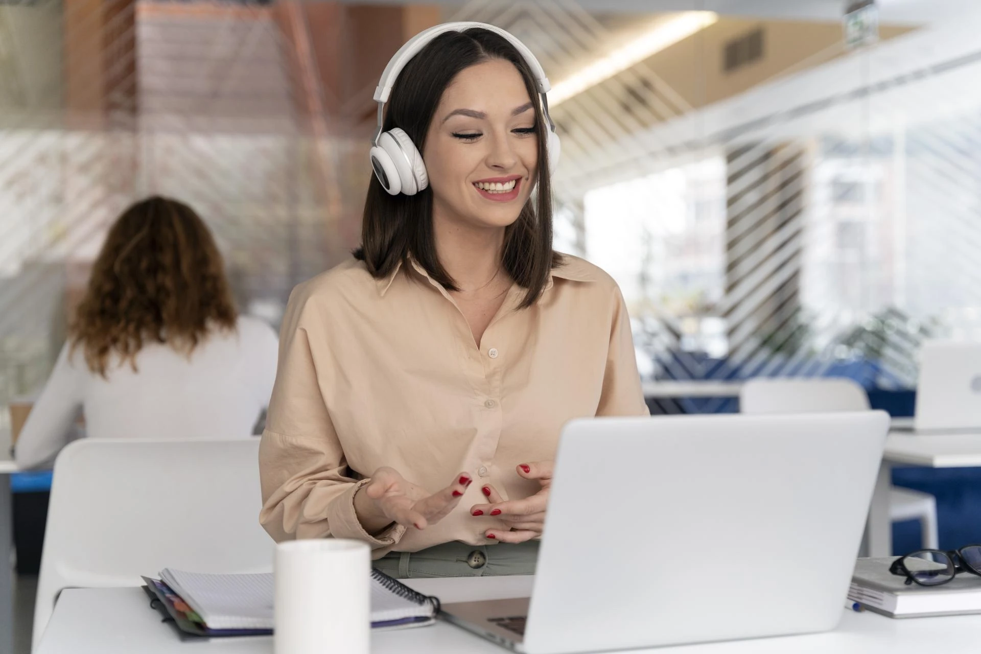 Virtual Assistants in India Ready to Support Your Business with Hire in Any Domain