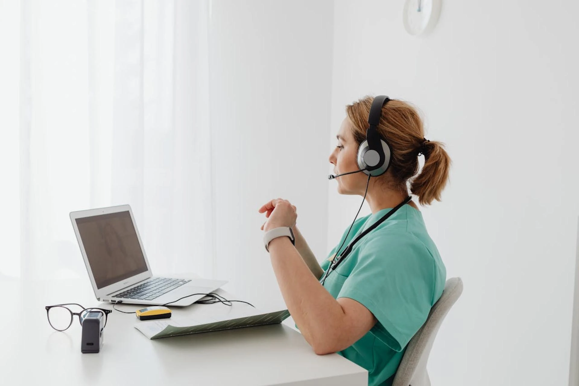Comfortable Recovery Healing from Home with Virtual Programs 