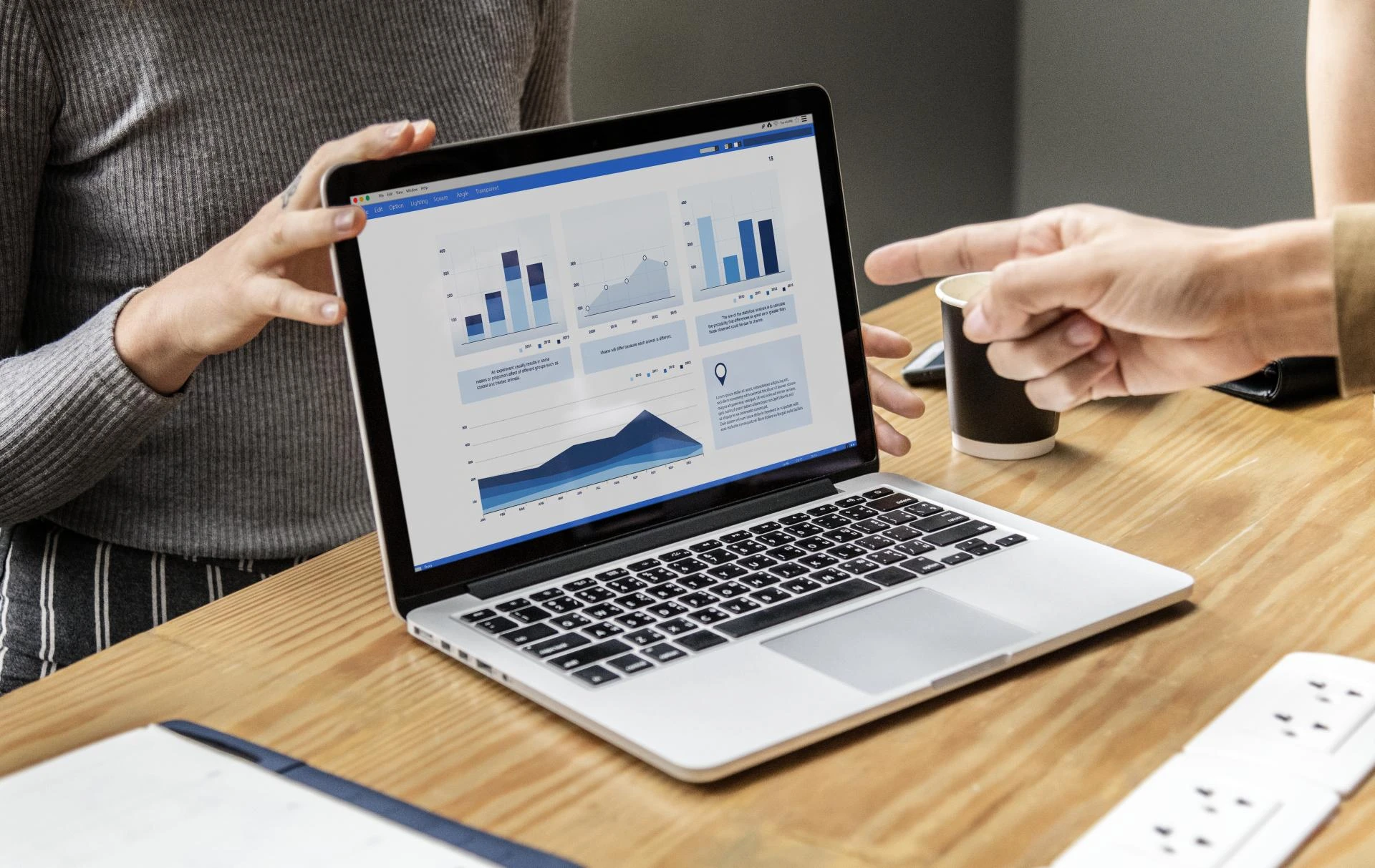 From Chaos to Clarity: How QuickBooks Services Simplify Your Finances
