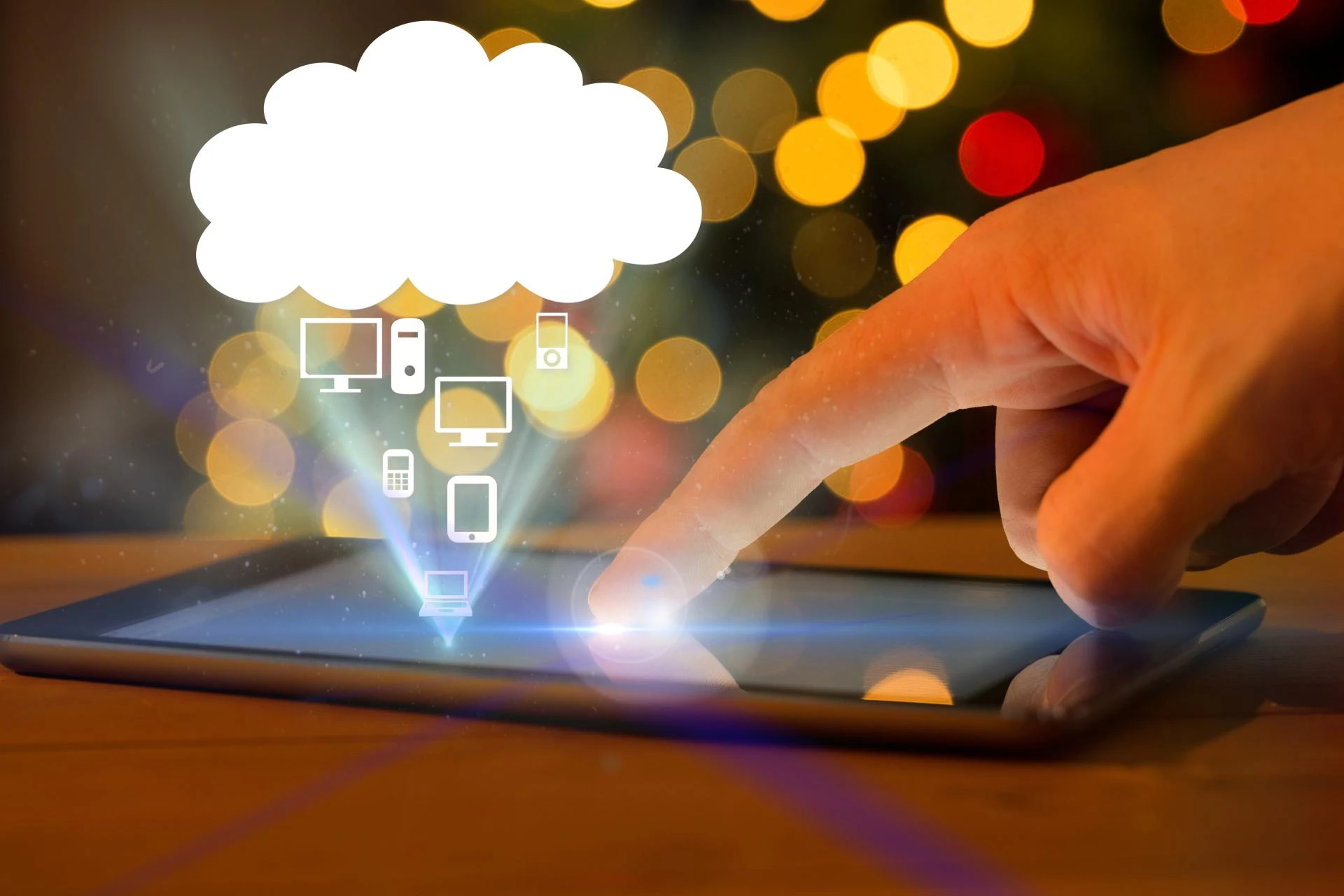 How AWS Migration Ensures a Smooth VMware Transition to Cloud and Drives Modernization 