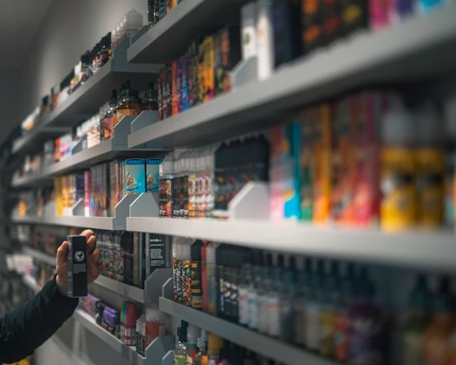 Exploring the Rising Popularity of Vapes in UK: Trends and Insights