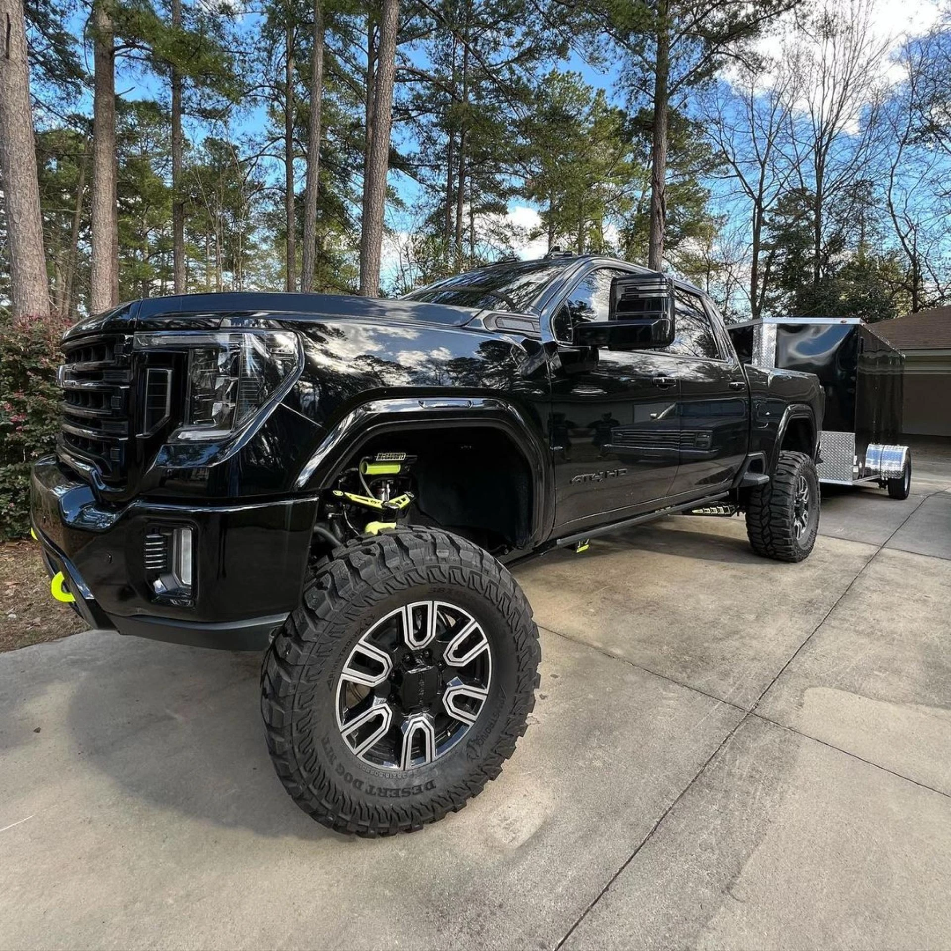 The correct way to store the Best 265/70R17 truck tires