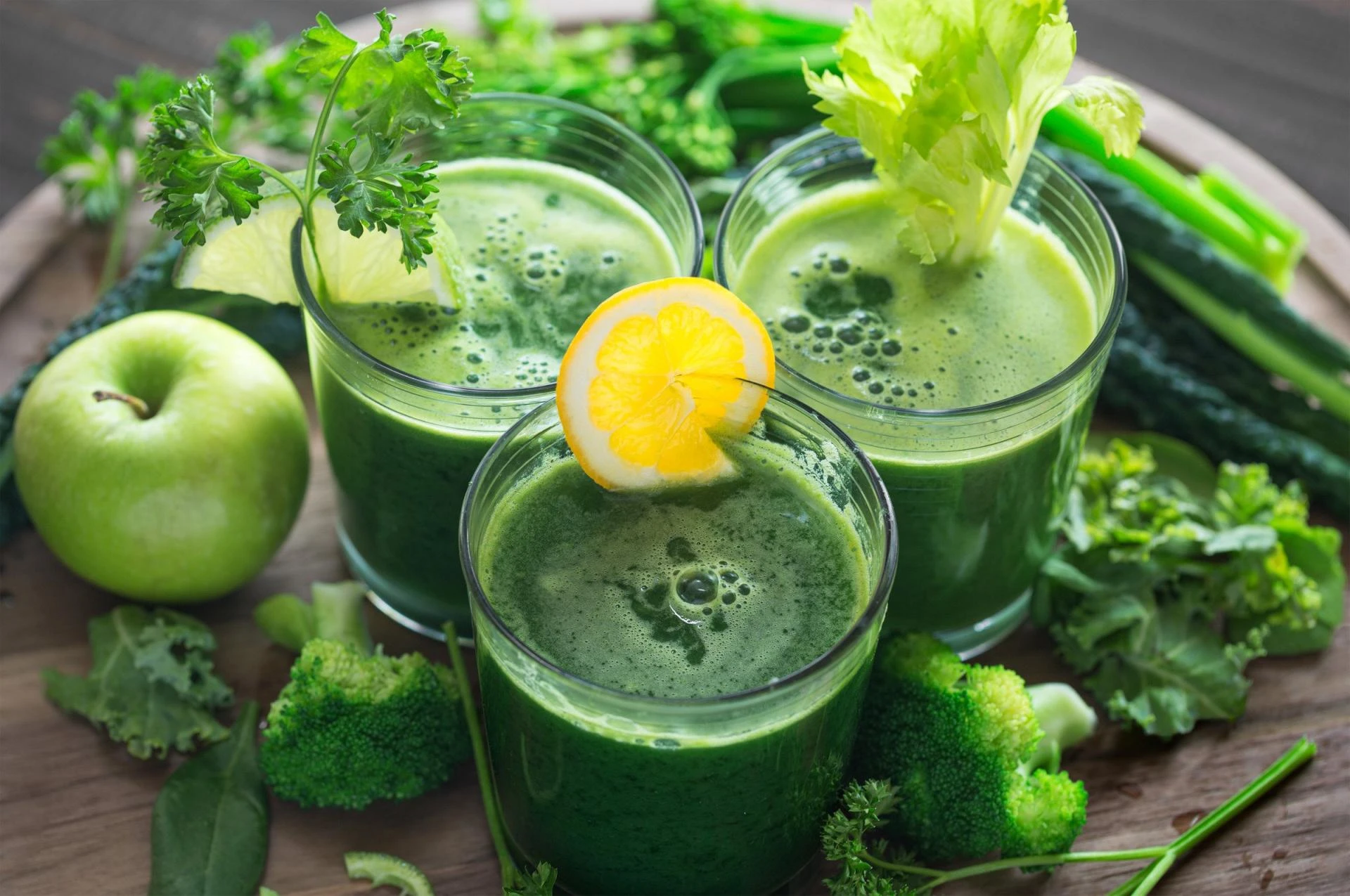 Best 10 Natural Juices for Healthy Pregnancy Support - HolyIndia
