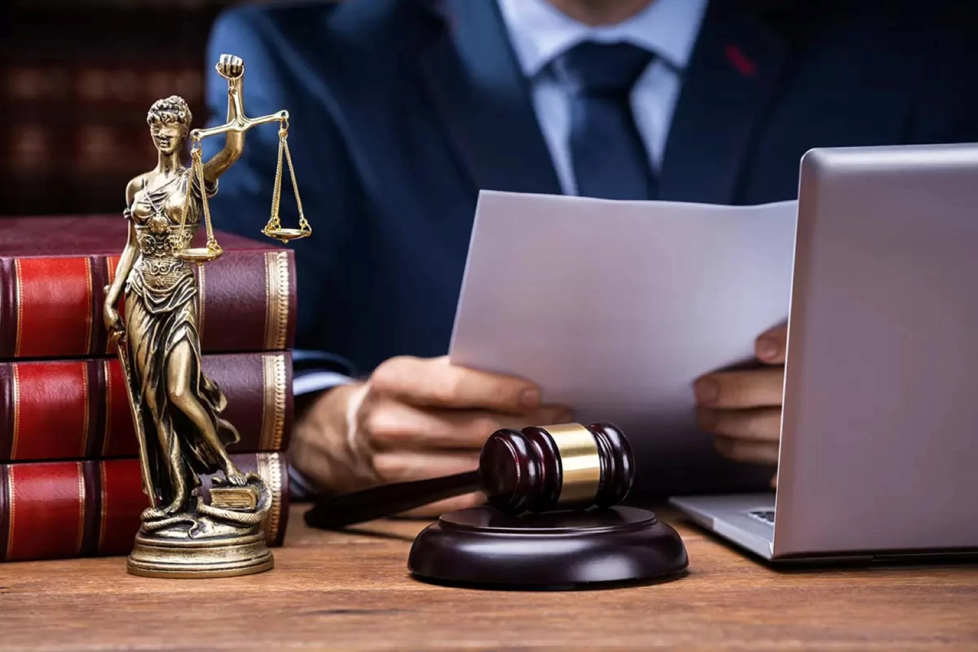 Your Rights After a Work Injury: What a Workers’ Comp Attorney Wants You to Know