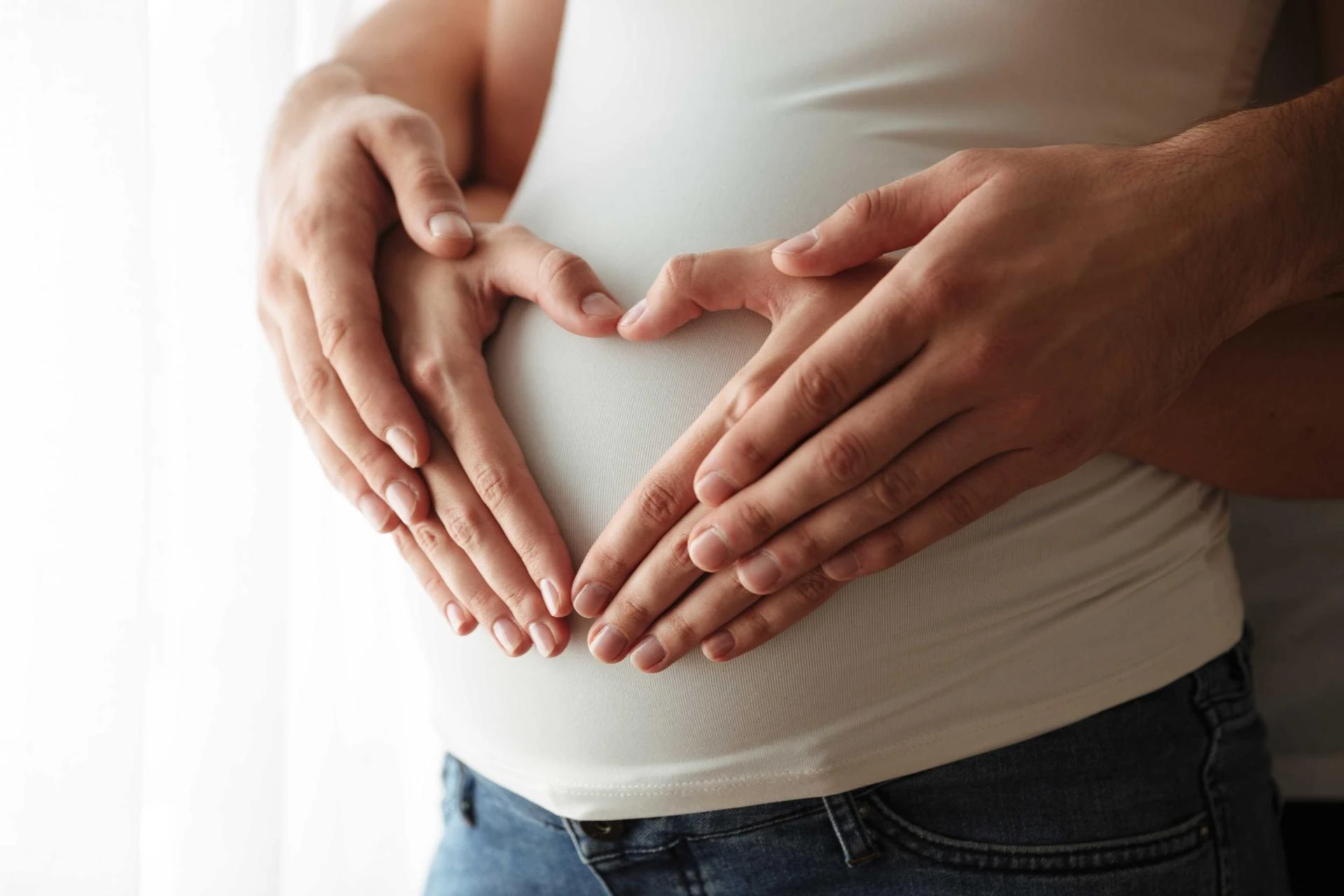 6 Weeks Pregnant: Symptoms & Baby Growth