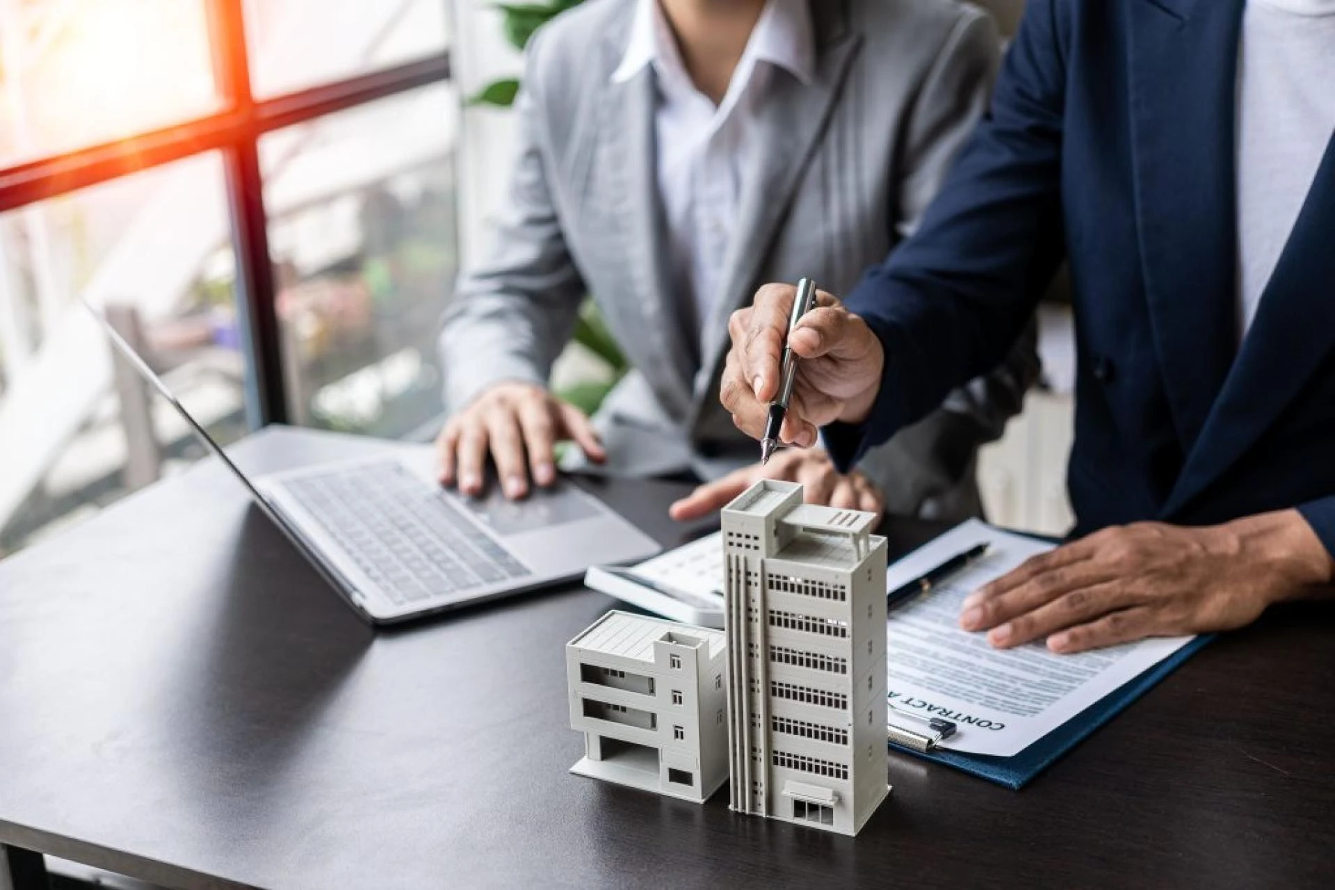 From Startups to Corporations: Scaling Your Business with Flexible Commercial Office Solutions
