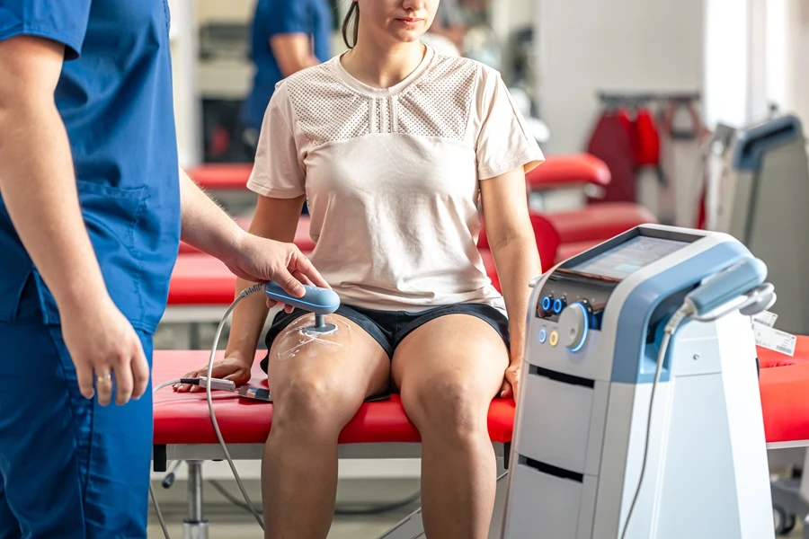 From Heel Pain to Tennis Elbow: The Top 7 Conditions Shockwave Therapy Clinics Treat in 2025