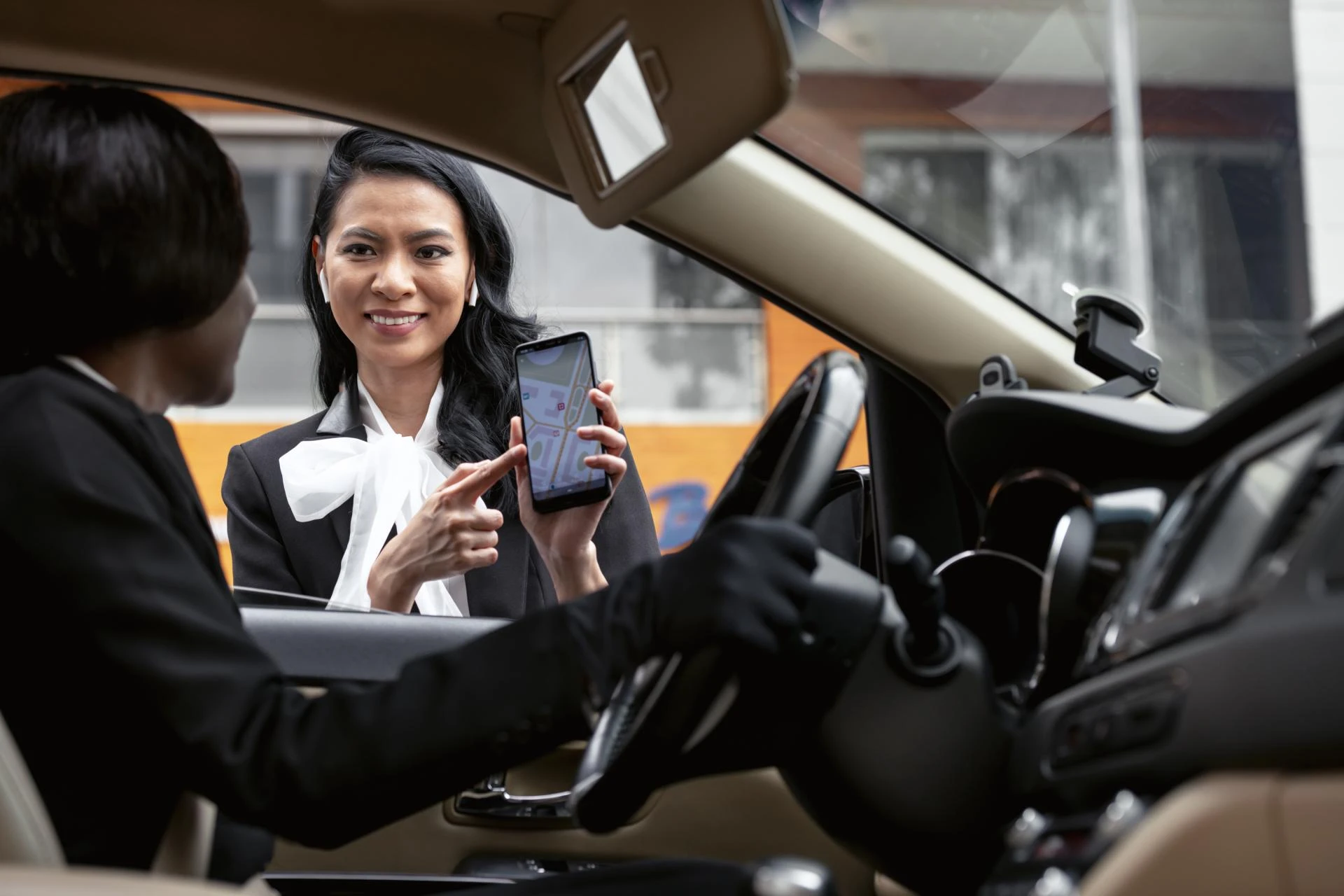 How to Avoid Common Taxi Scams and Overcharging: A Traveler’s Guide