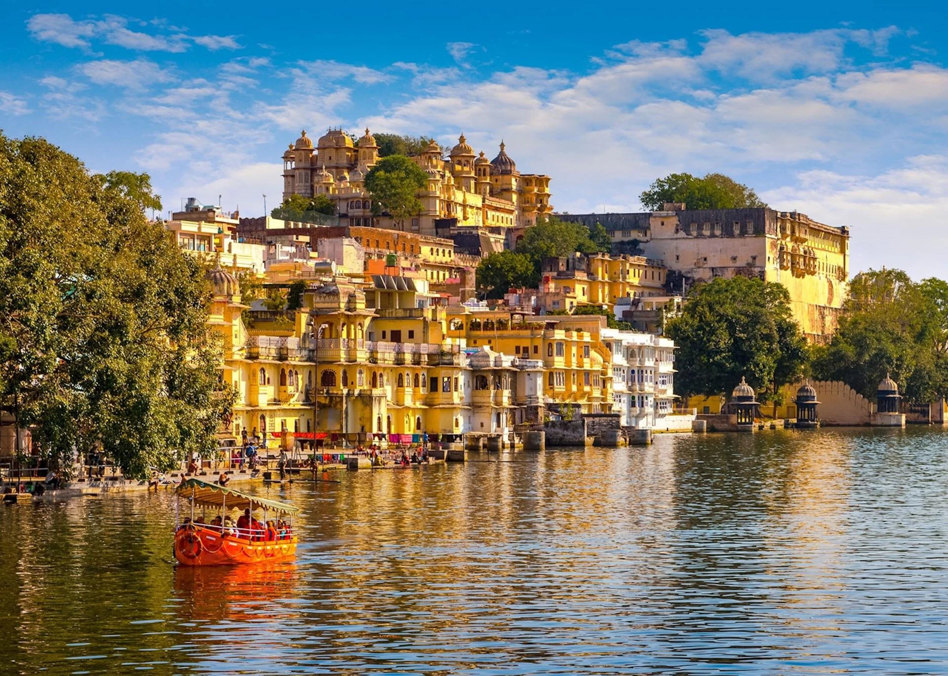 Why Udaipur’s Beauty Makes It the Ultimate Wedding Destination
