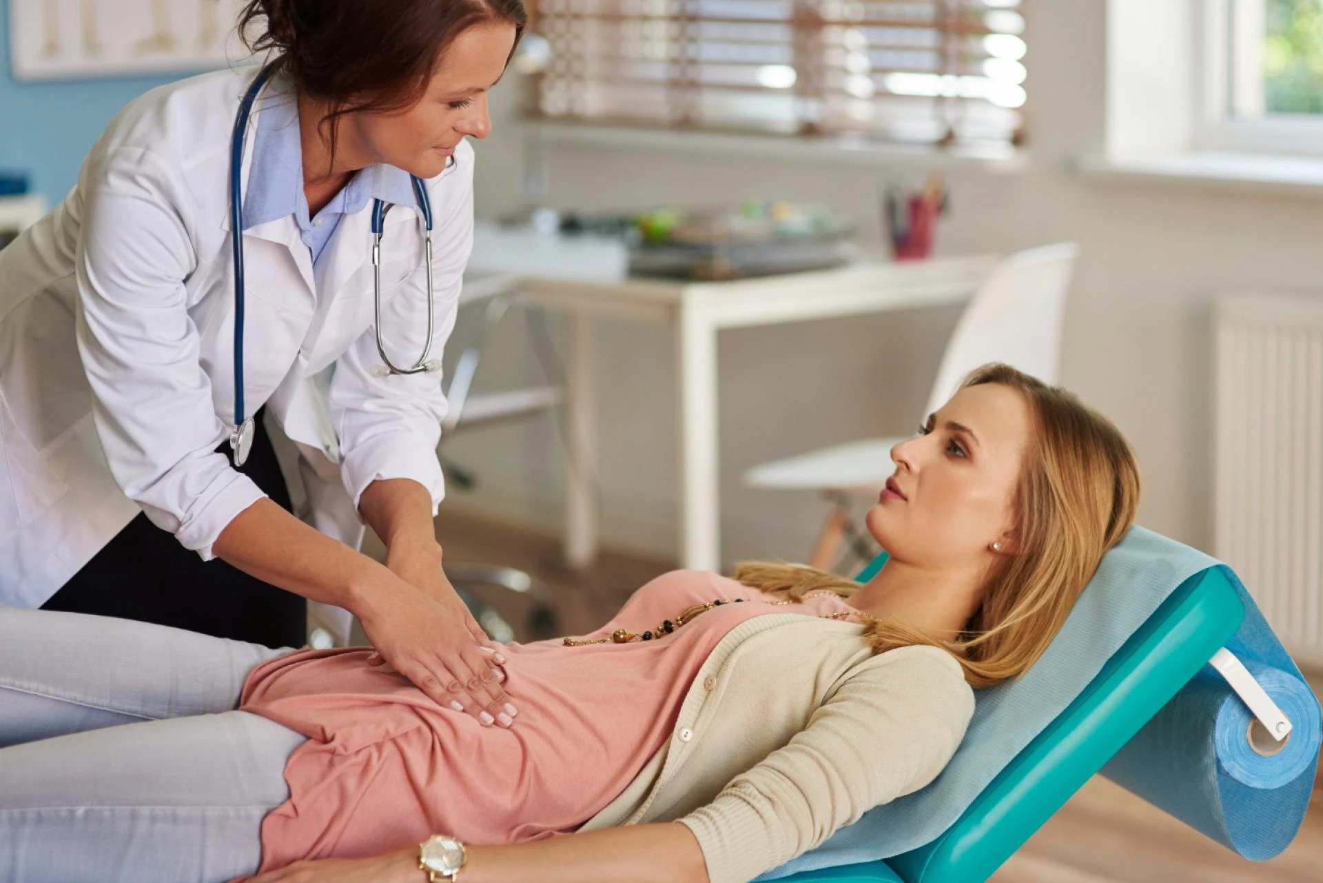 The Gut-Brain Connection: Why UK Digestive Health Specialists Are Focusing on Mental Wellness Too