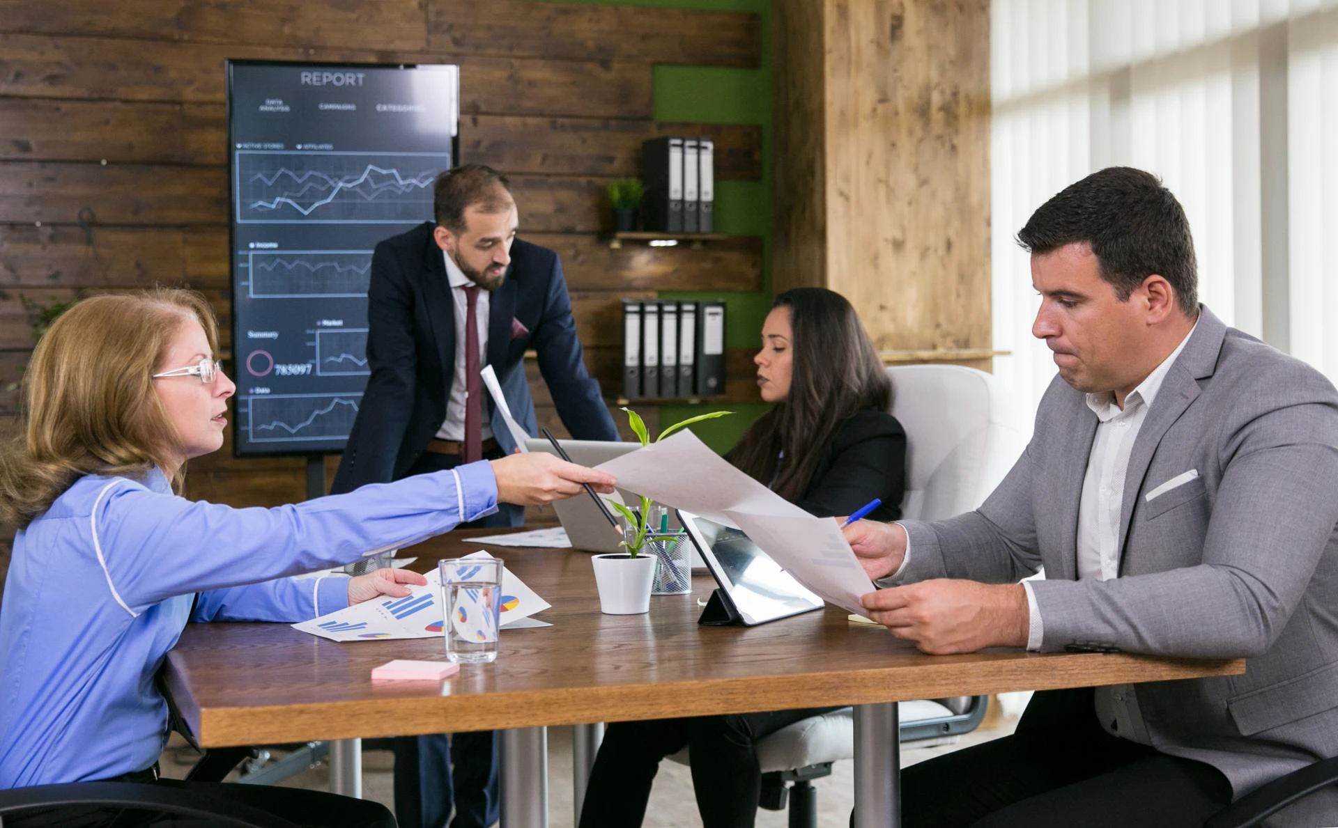  Ensuring a Smooth Transition with Professional Business Liquidation Services in Dubai and Sharjah