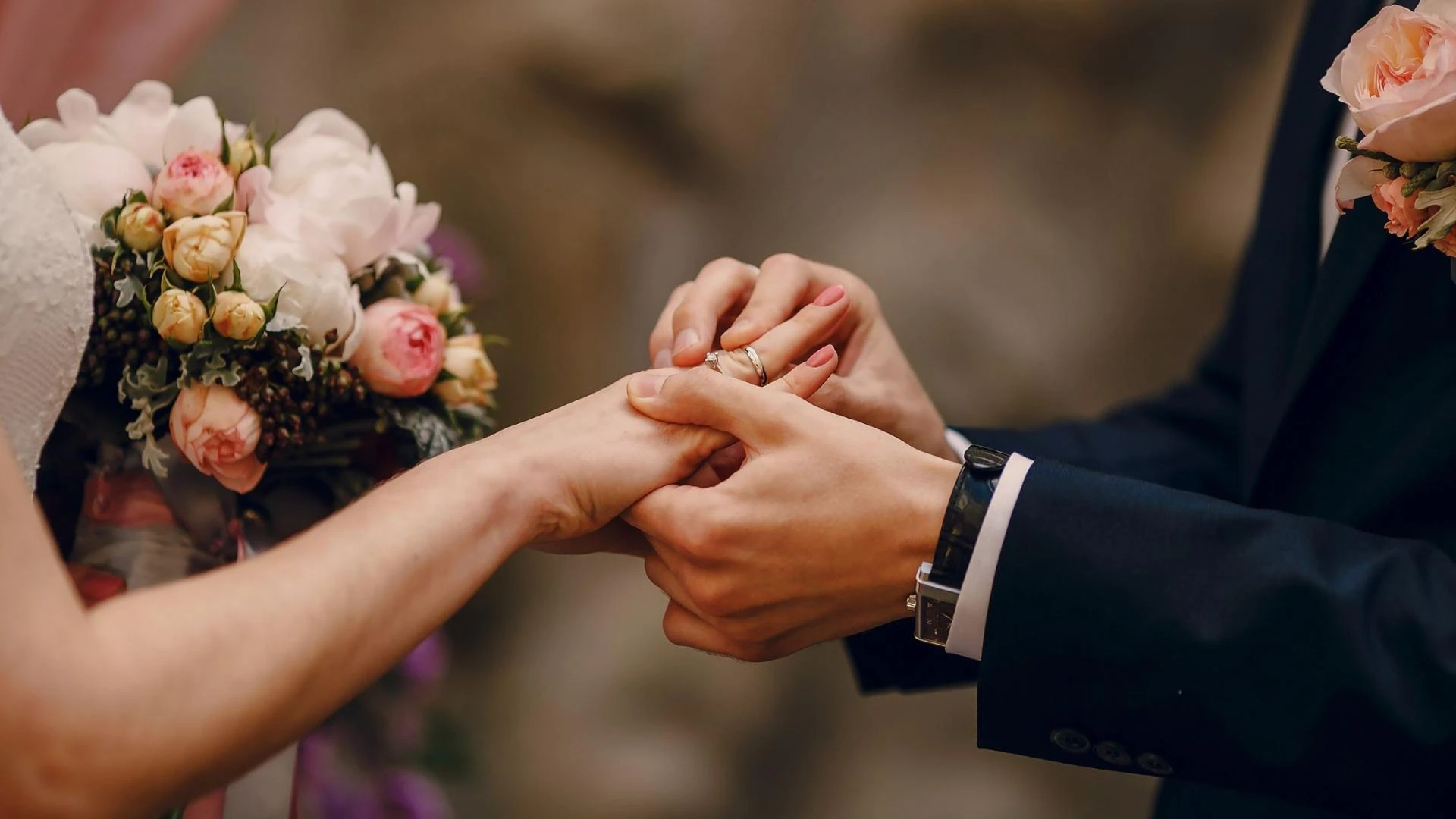 Why Timeless Wedding Photography Never Goes Out of Style