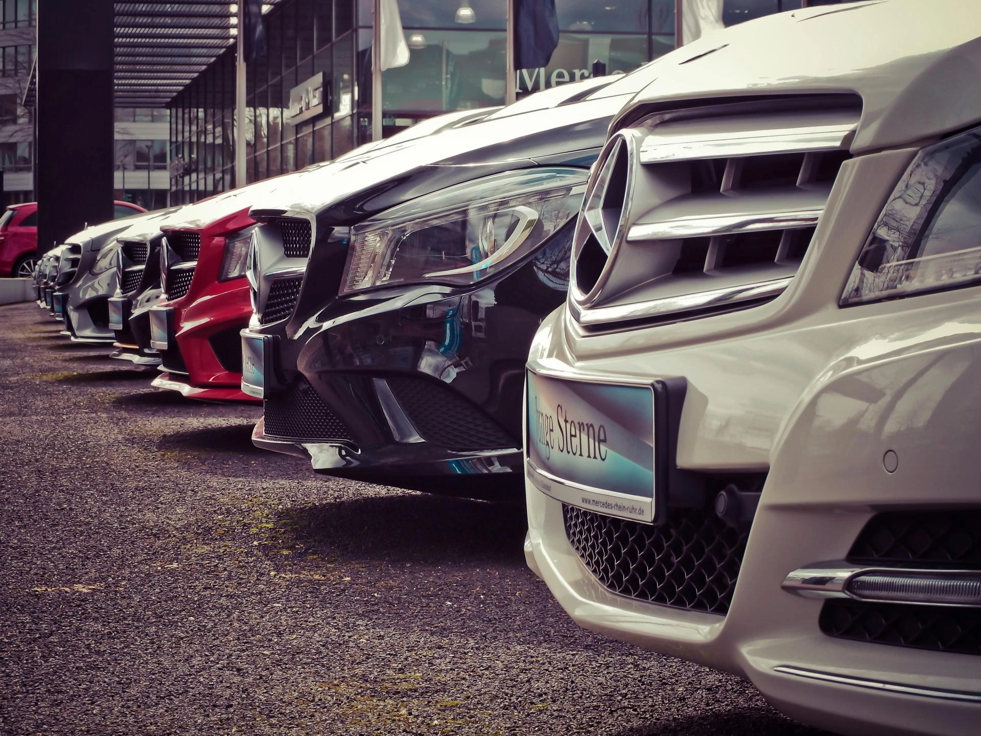 Certified Pre-Owned Cars: The Smart Way to Buy Quality on a Budget
