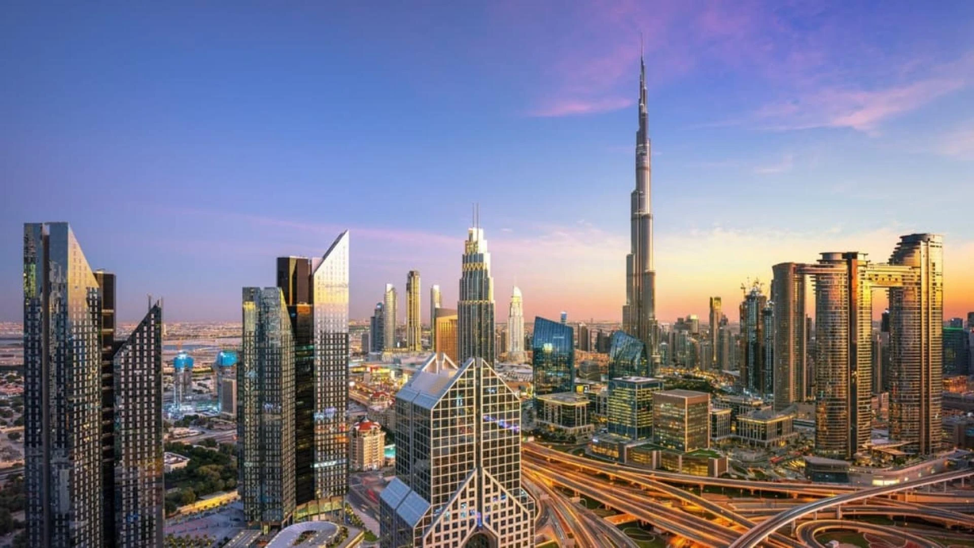 The Dubai Glow: A City That Shines Beyond the Night