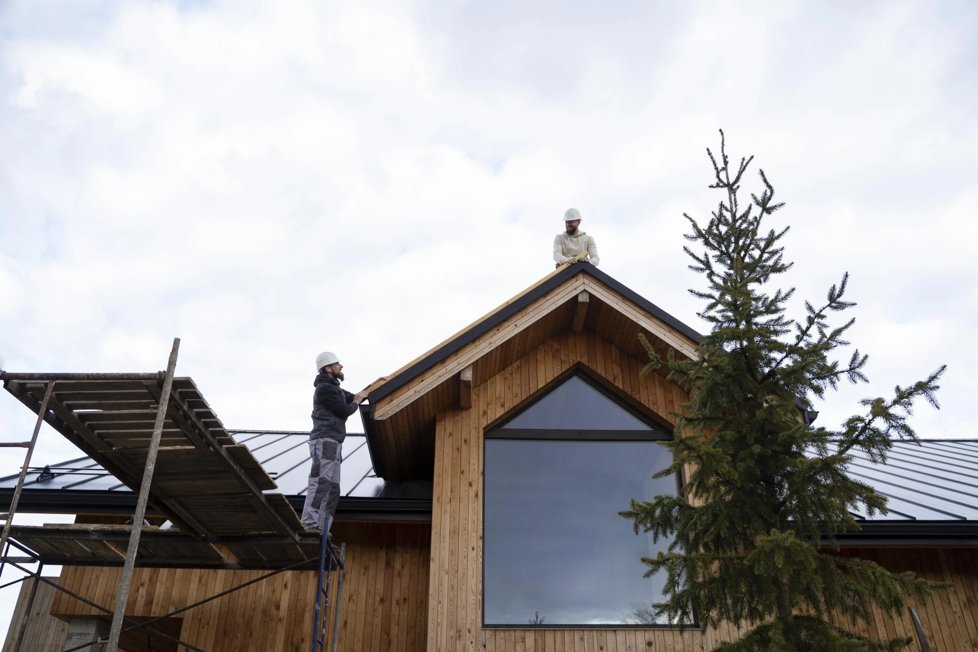 7 Hidden Signs Your Roof Needs Repair Before It Fails