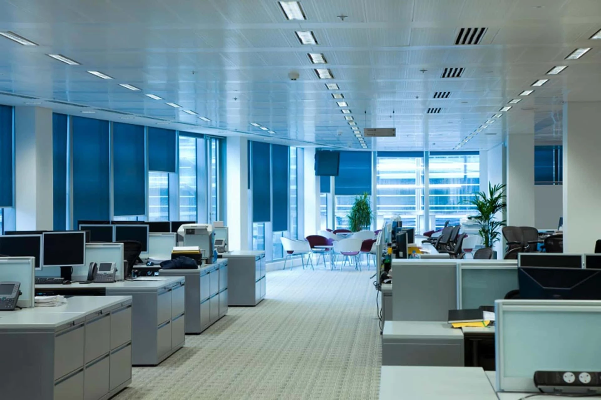 Reimagining Hotel Communication with Modern Hotel Phones