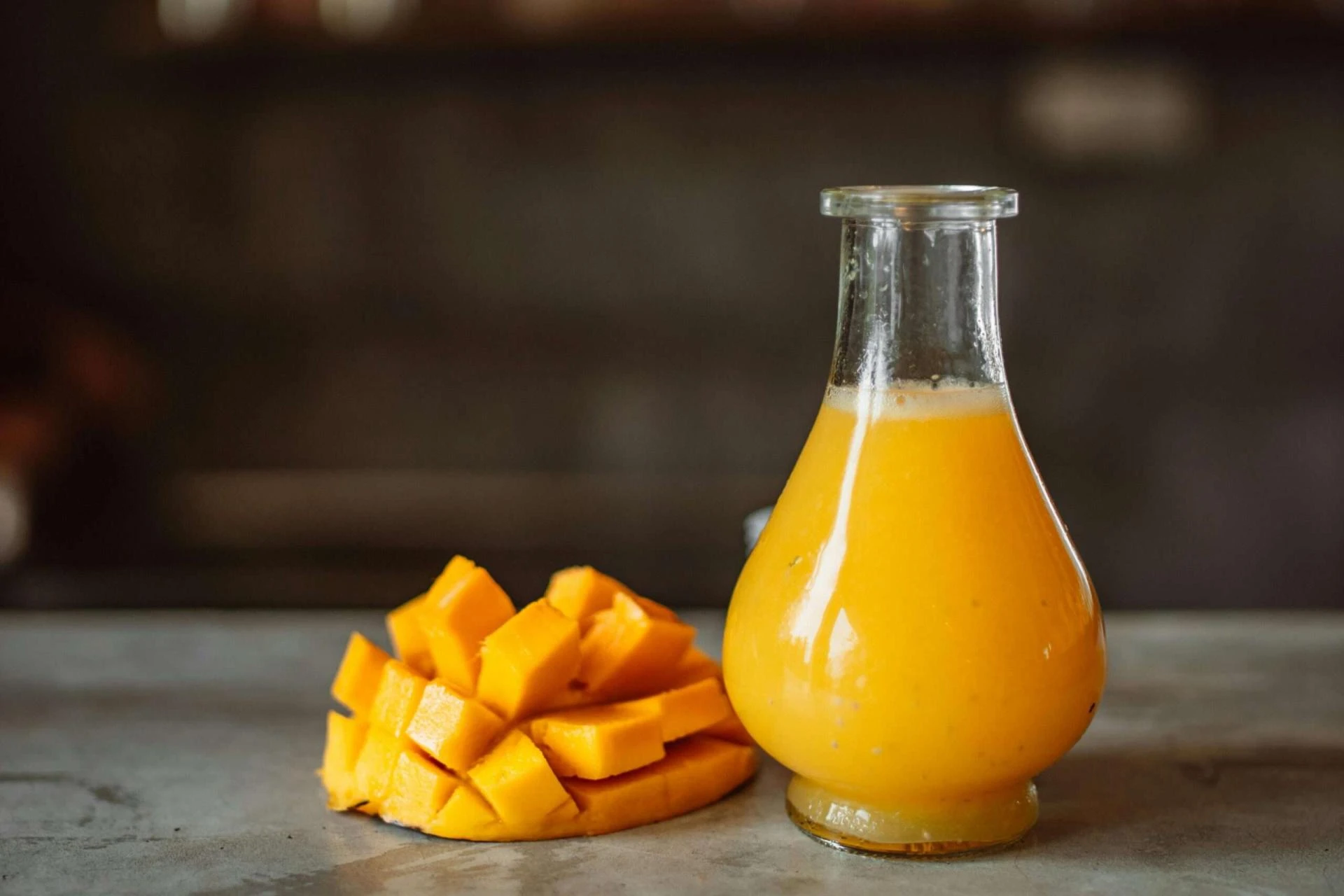 The Role of a Beverage Consultant: Crafting Perfect Alcoholic and Non-Alcoholic Drinks