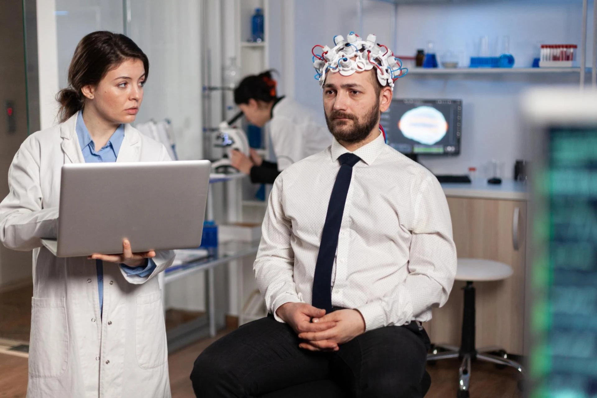 How a Neuro-Linguistic Programming Coach in London Can Help Transform Your Mindset and Behaviour