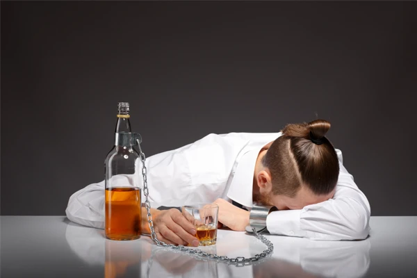 Alcohol & Mental Health - Understanding the Hidden Connection for a Healthier Mind