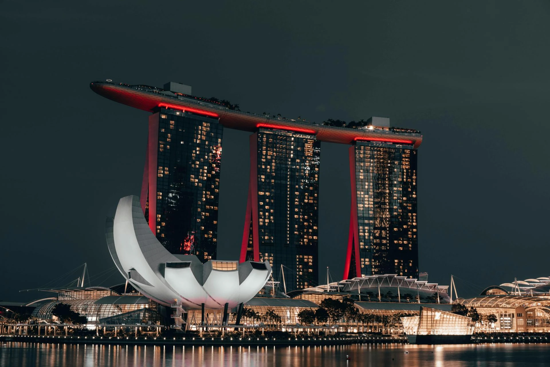 Most Romantic Restaurants and Rooftop Bars in Singapore