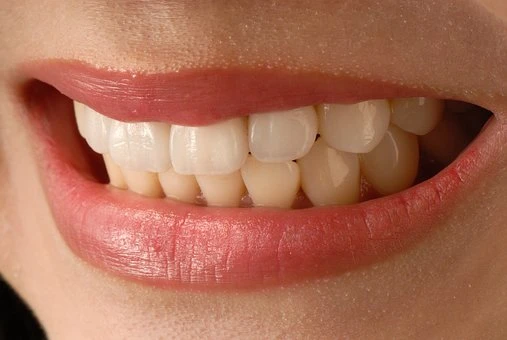 Foods to Avoid After a Tooth Extraction (And Why They Matter)